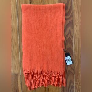 NWT BCBG Scarf